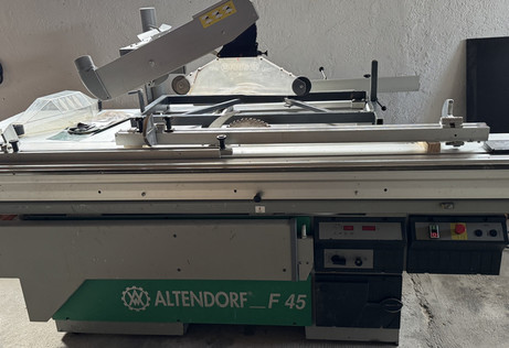 sliding table saw