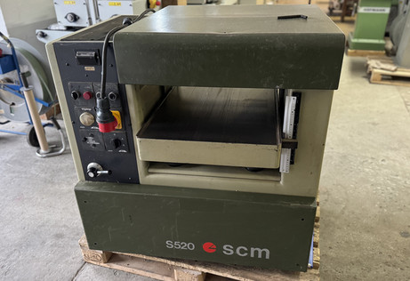 Dickenhobelmaschine