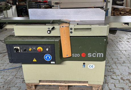 Abricht- und Dickenhobelmaschine