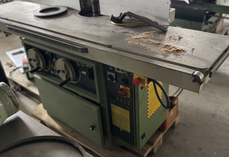 Schwenkspindelfräse