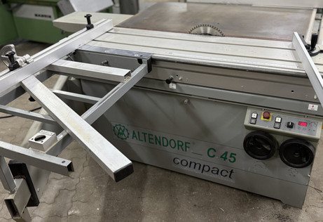 sliding table saw