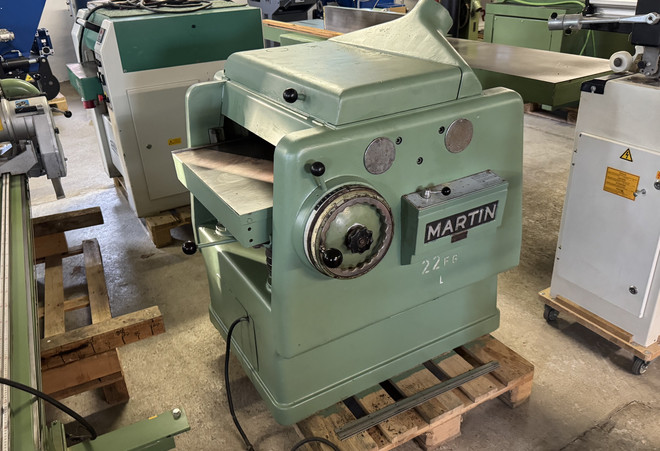 Dickenhobelmaschine