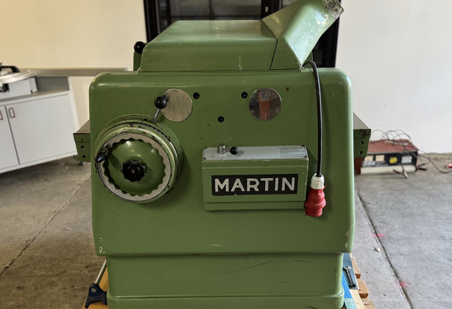 Dickenhobelmaschine