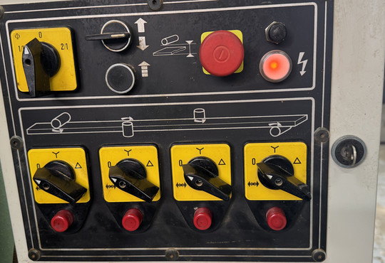 vierseiter-guilliet-kxy-bt-3_c_01