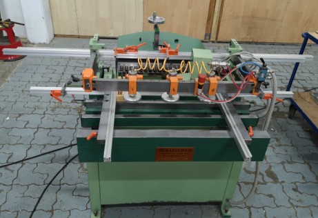 Dübel- und Lochreihenbohrmaschine