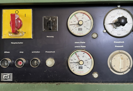 furnierpresse-ott-2211-82-perfeligno-2-1_c_01