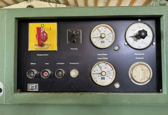 furnierpresse-ott-2211-82-perfeligno-2_c_01