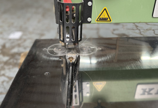 furnierklebemaschine-kuper-fwj630-sch-2_c_01