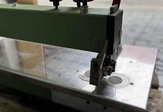 furnierklebemaschine-kuper-fwj630-sch-5_c_01