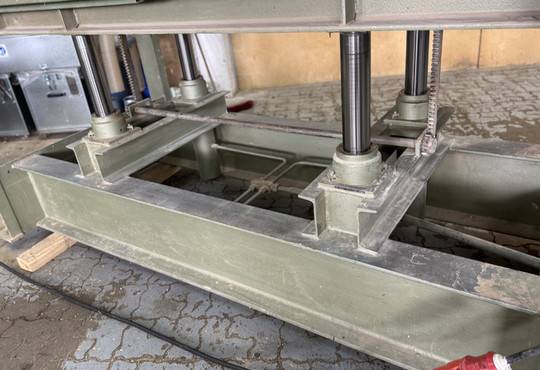 furnierpresse-joos-hp90-25x125-74-3_c_01
